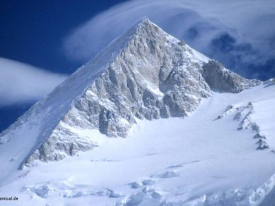 Gasherbrum II : Climbing, Hiking & Mountaineering