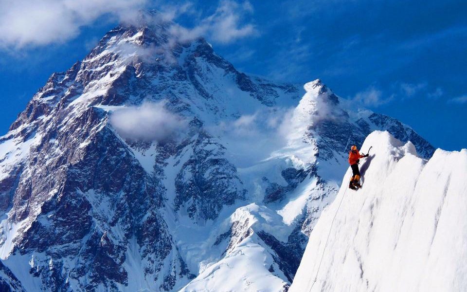 K2 : Climbing, Hiking & Mountaineering