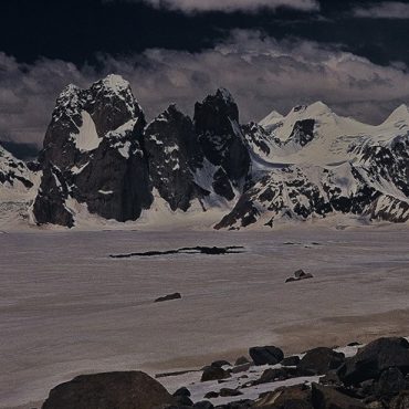 Panmah Glacier Sim Pass Trek